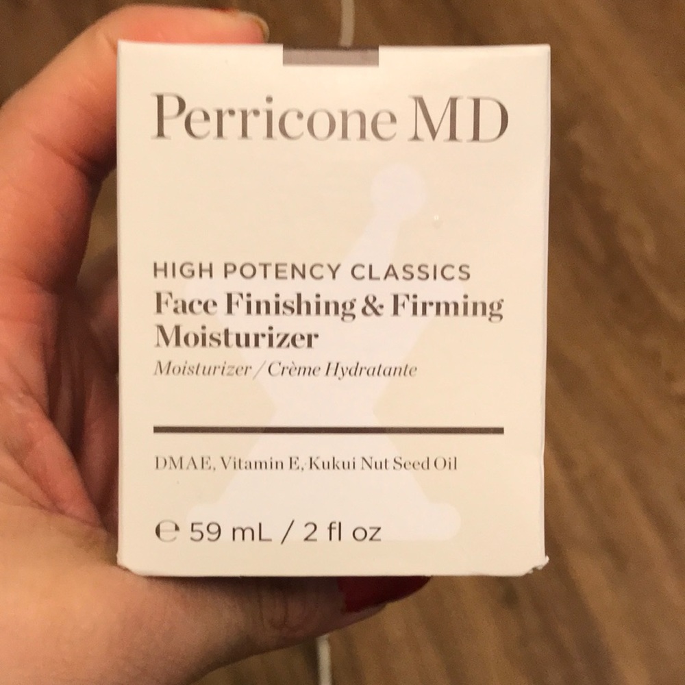 Face moisturizer, face finishing and firming moisturizer.